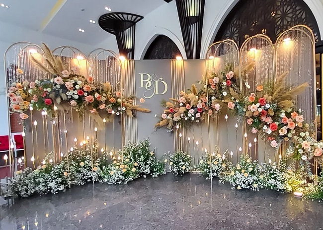 Tổng hợp background đám cưới trong nhà