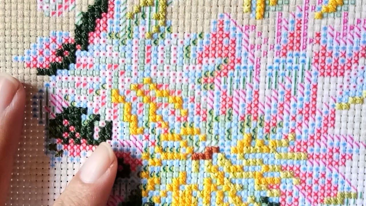 Những mẫu thêu chữ thập đẹp - Nguồn cảm hứng mới cho thiết kế